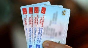 Ehliyetini Yenilemeyenlere Para Cezası Geliyor