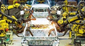 Renault Tepkilerin Ardından Üretimi Durdurdu