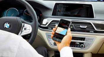 Bmw Yeni Modellerinde Android Auto ve Apple Carplay Olmadığını Açıkladı