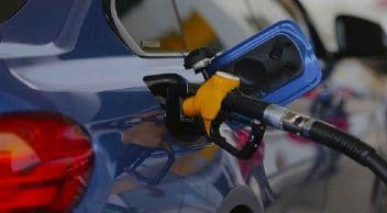 Bir İndirimde Benzine Geldi: Akaryakıt Fiyatları ne Kadar Oldu?