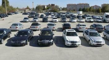 Bakanlığın Satışa Çıkardığı En Ucuz İkinci El Arabalar!