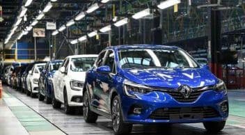 Otomotiv Üreticilerinden Renault Moskova’daki Fabrikasında Üretimi Durduruyor