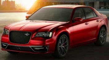 Sınırlı Sayıda Üretilecek 2023 Chrysler 300C Tanıtıldı
