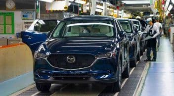 Mazda, Rusya’daki Hisselerini 1 Euro Karşılığında Devretti