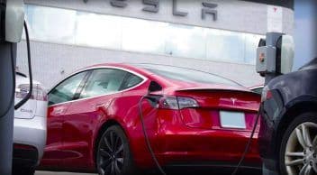 Tesla, Megapack Üretimi İçin Yeni Fabrika Kuracak